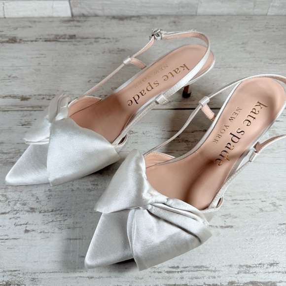 Kate Spade New York Ivory Marseille Bow Satin Slingback Pump Size 7.5 New - Picture 1 of 15
